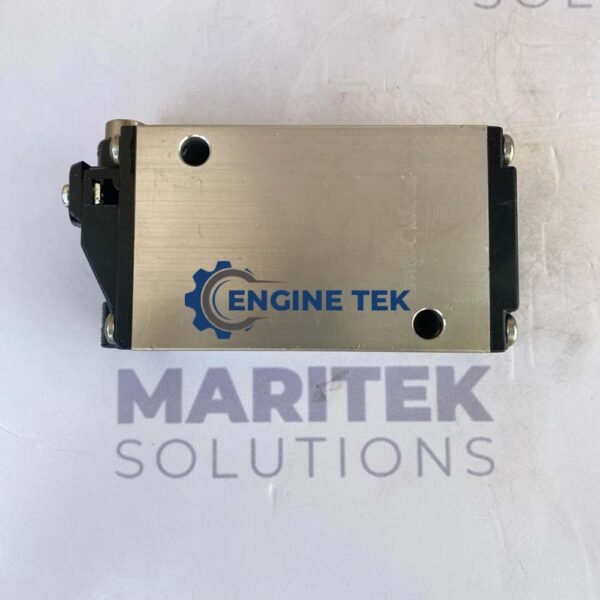 Aventics 5711100300 Piloted Air Control Valve - Image 2