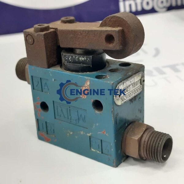 Wabco 3630070000 Roller Lever Pneumatic Directional Valve - Image 2