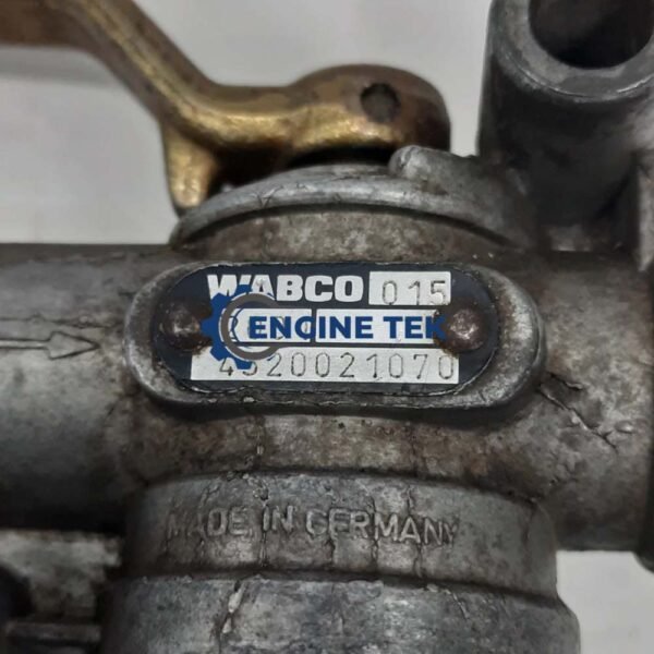 Wabco 4520021070 Shut Off Valve - Image 5