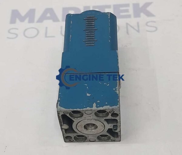 Wabco 3712090050 Directional Control Valve - Image 3