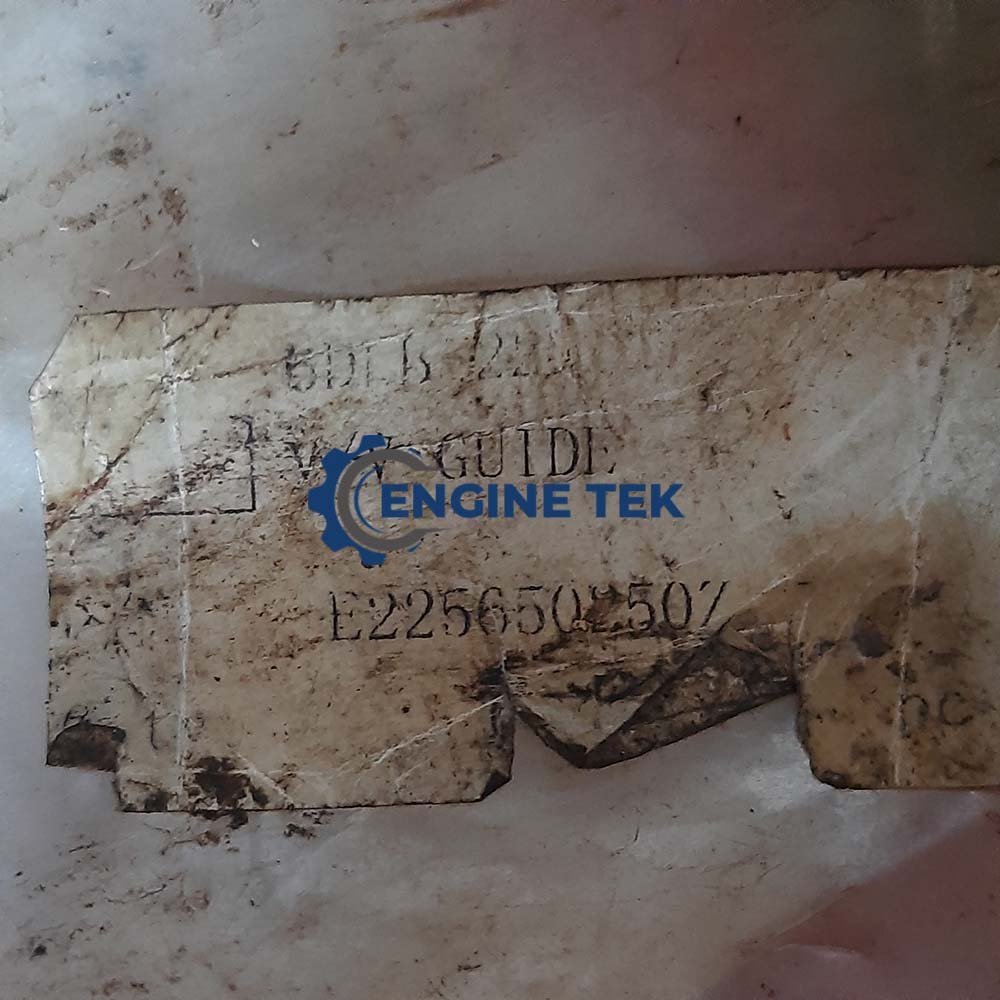 13-3.jpg Daihatsu DL22 D 6DLB-22 Guide valve (E-225650250Z)